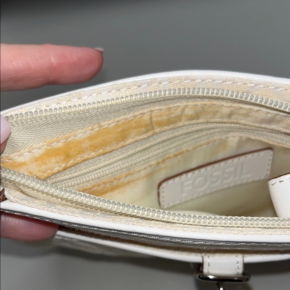 Fossil Cream/Tan Crossbody Bag with Front Buckle - Picture 10 of 13